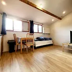 Les Marc - 5 Dans Le Vieil Apartamento