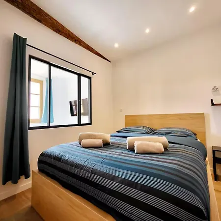 Les Marc - 5 Dans Le Vieil