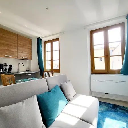 Les Marc - 5 Dans Le Vieil *