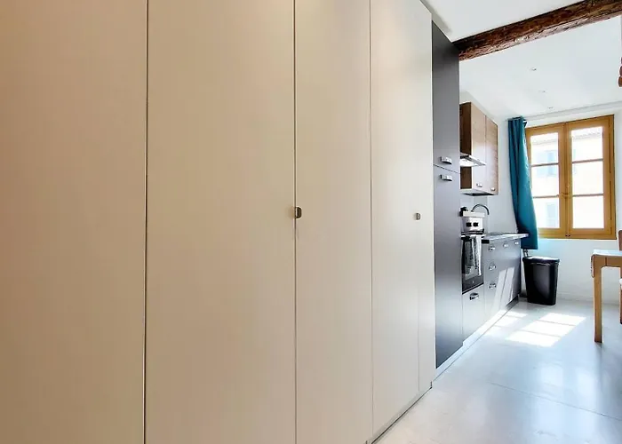 Les Marc - 5 Dans Le Vieil *