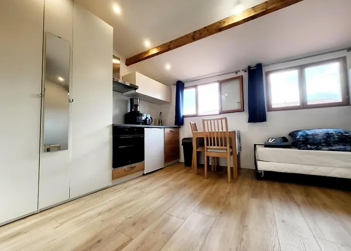 Les Marc - 5 Dans Le Vieil Apartamento Antibes