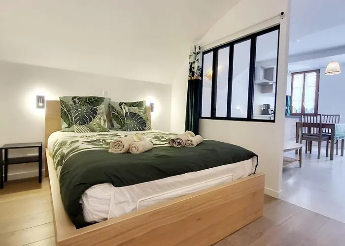 Les Marc - 5 Dans Le Vieil Apartamento Antibes