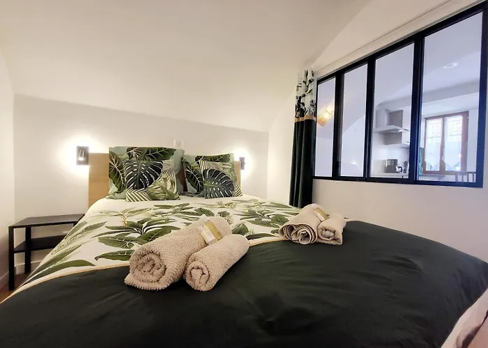 Les Marc - 5 Dans Le Vieil Apartamento Antibes